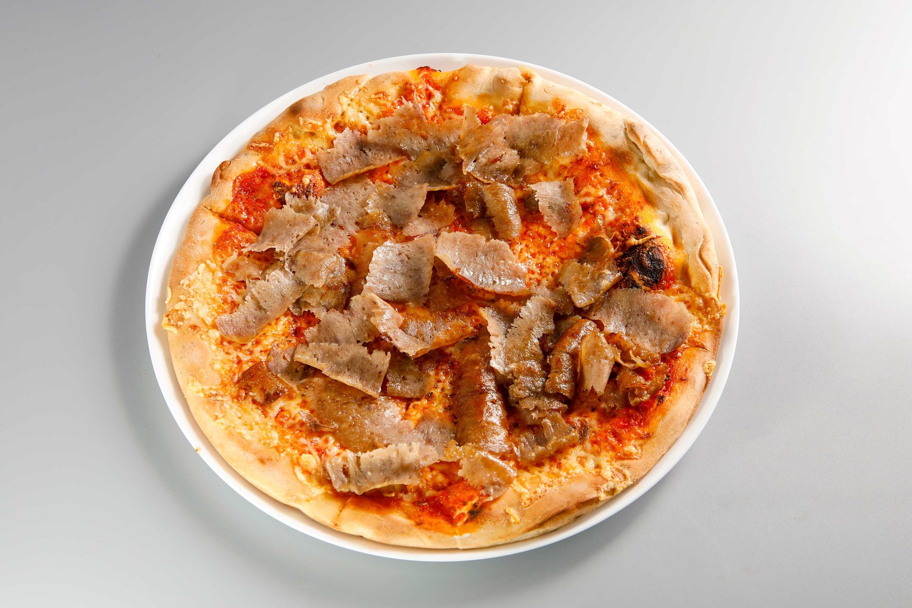 Lahmacun mit Döner-Fleisch