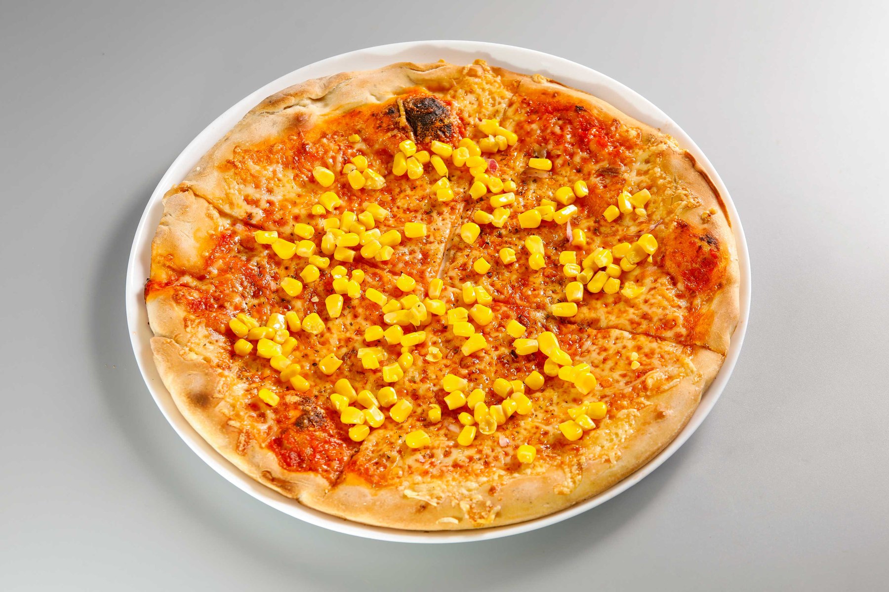 Pizza mit Mais